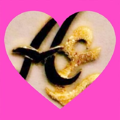 ابيگ موجود معي  كل  الأوقات
بأحساسك وحضرة جنابك وكلك

وشلون مطمع فيك ياطيب الذات 
وأنت الذي في وسط قلبي محلك