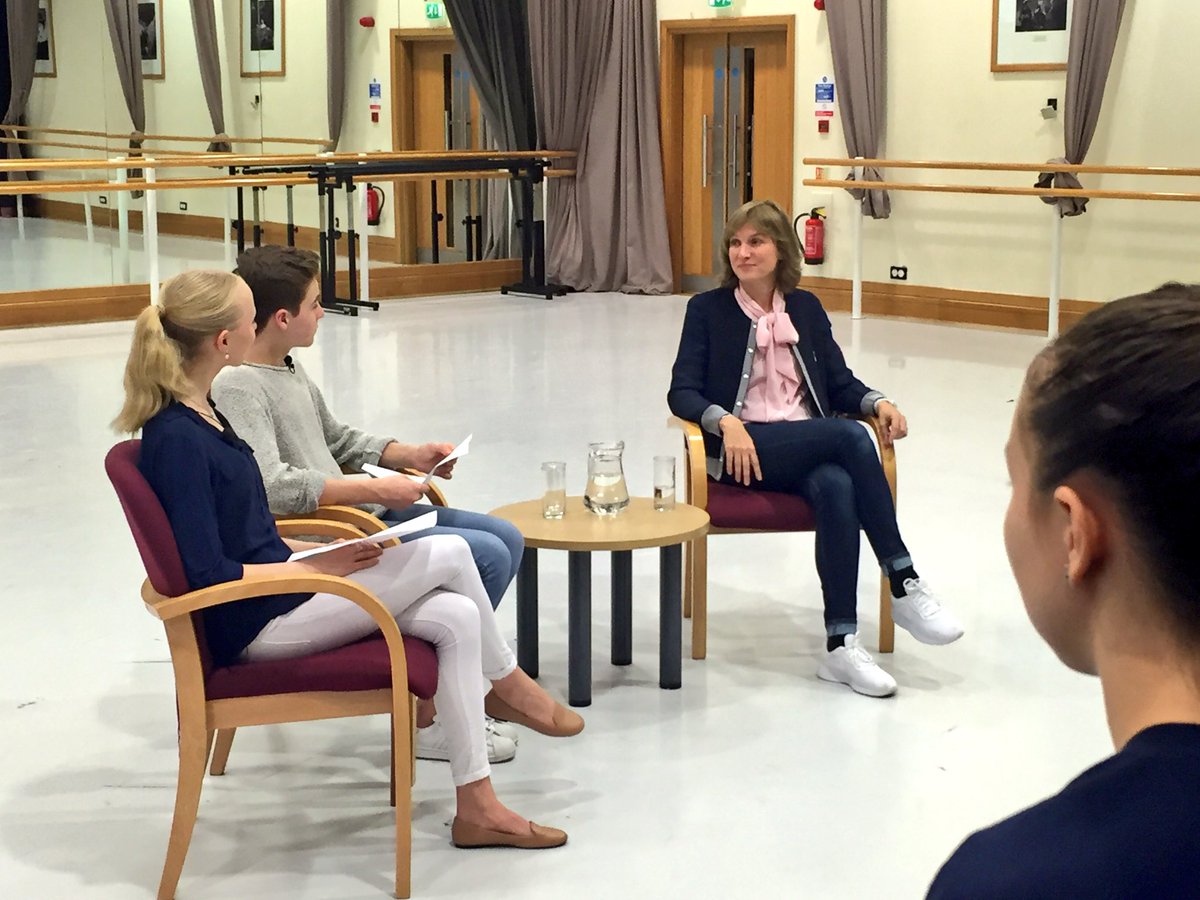 RoyalBalletSch's tweet photo. Thank you to the amazing @BBCNews Fiona Bruce for her inspiring talk for students today as part of our Creative Artist programme https://t.co/jLc8DCu2xW