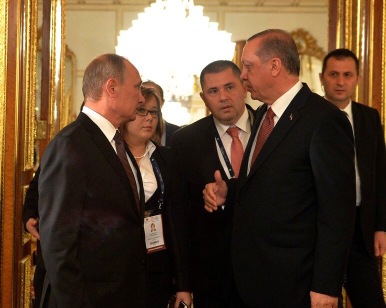 dimsmirnov175's tweet photo. Россия и Турция подписали соглашение о строительстве газопровода Турецкий поток: протянут сразу две нитки https://t.co/VA3BFRpANC