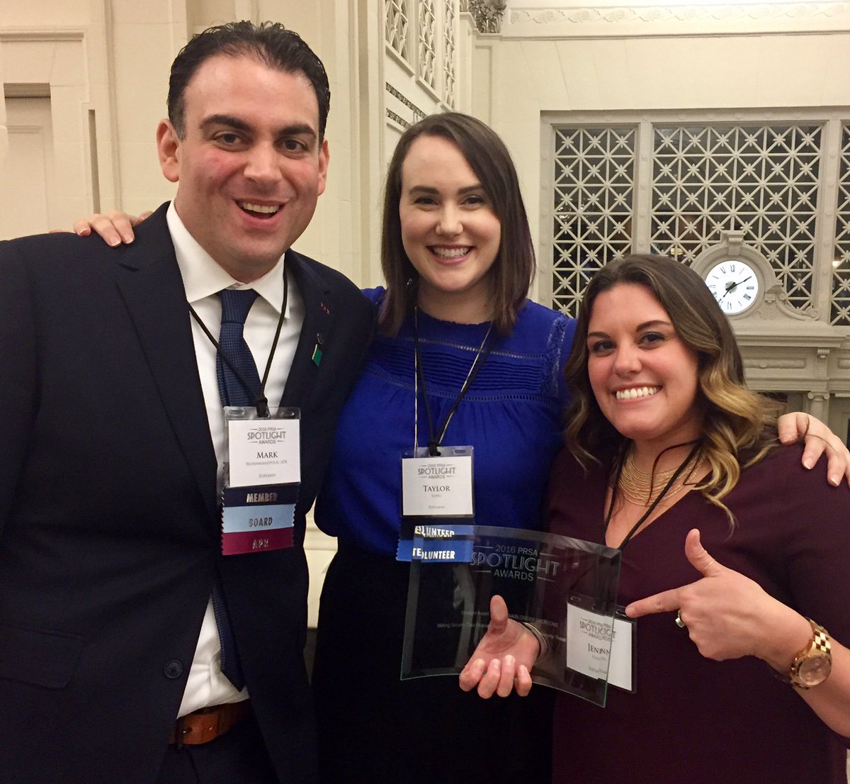 EdelmanPortland's tweet photo. Last week, our #EdelFam had a blast at the @PRSAPDX Spotlight Awards! #Spots16 https://t.co/DThsfZNsUM