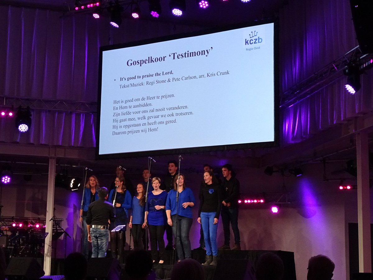 TestimonyZwolle's tweet photo. Zaterdag opgetreden bij #GospelImpuls in #gebouw055, genoten van andere koren en een erg leuke workshop van @andrebijleveld #WeLoveGospel :) https://t.co/F4JzPbGFr2