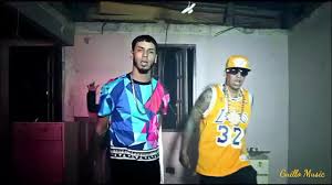 OmarRealG4life's tweet photo. Volando caño a lo the walking dead.. un peine pa' arriba otro alreve 🎶🎶#ñengoflow #Anuel https://t.co/3JhR8ww8gm