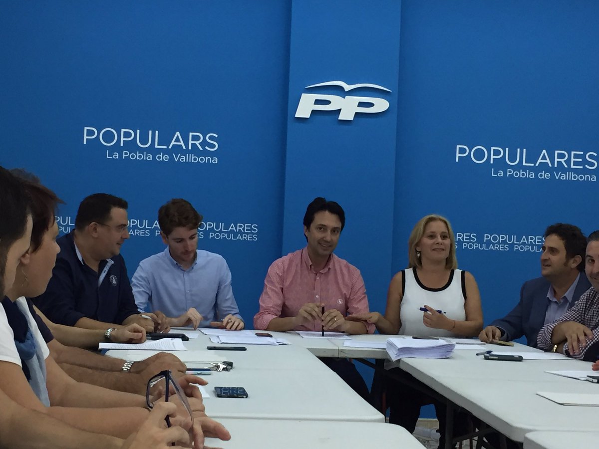 PP_CampDeTuria's tweet photo. Comienza nuestra Ejecutiva Comarcal #CampdeTúria con @VicenteBetoret y @carmencontelles 
¡Comienza el proyecto #RegenerAcción! https://t.co/t3Br40fu1W
