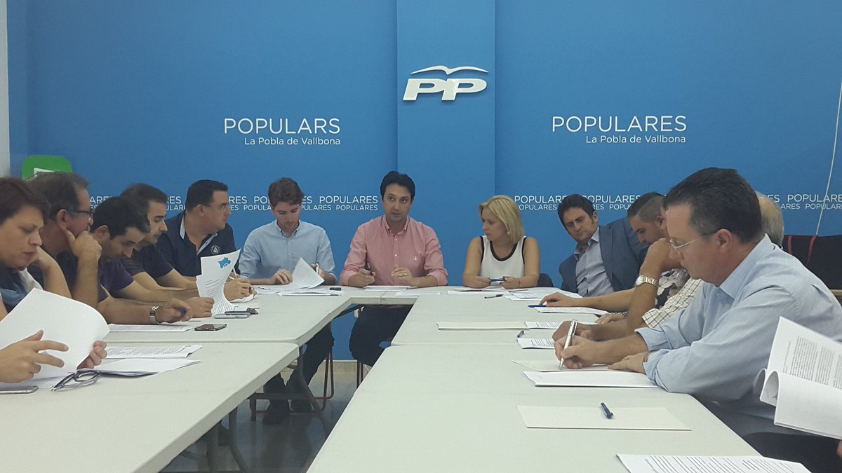 popularsval's tweet photo. Reunión comarcal con el @PP_CampDeTuria para explicar el proceso de #regenerAcción junto al presidente @VicenteBetoret y @carmencontelles. https://t.co/rLy9HKnSCv