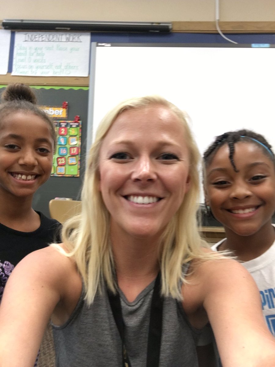 EllieKessinger's tweet photo. These behaving Bobcats spent their Boone Bucks on a coupon to eat lunch in the room! Way to go, girls! https://t.co/duhvwEYhTY