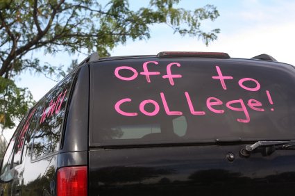 NorwoodPromise's tweet photo. Hey juniors! Looking for scholarships from your dream #college? Check out our directory https://t.co/KfKcxT8THN https://t.co/518q9gKVuQ