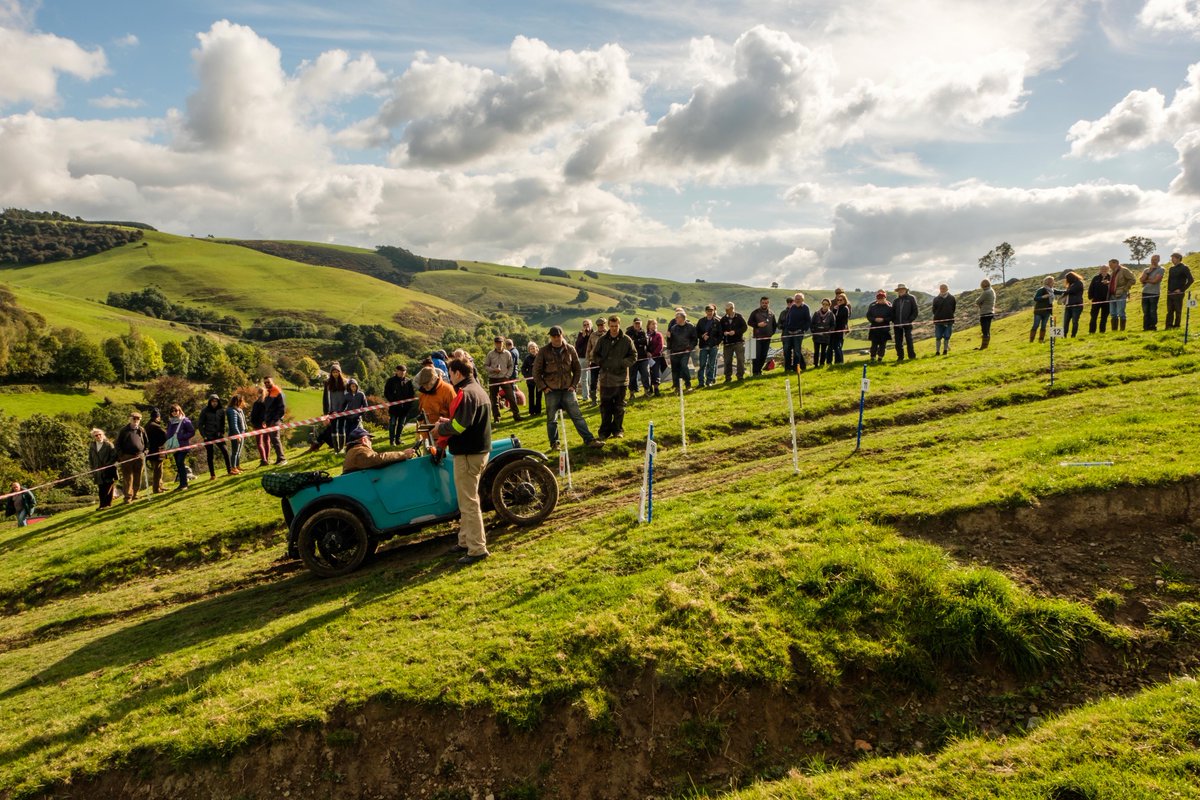 theGaryClarke's tweet photo. Full gallery of images from the weekend's @VintageCarClub #WelshTrial now online at: https://t.co/CRPsjVrdTP https://t.co/riLXE6uczi