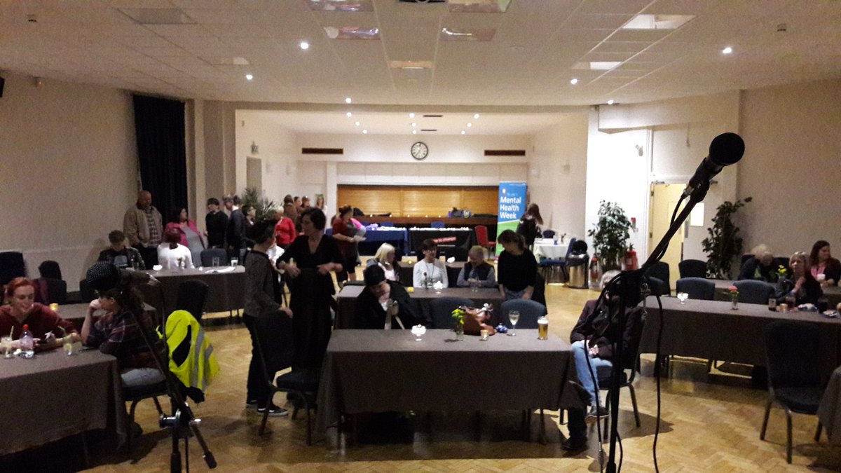QuiteLikeChris's tweet photo. @TimetoChange One minute before doors & #OpenMindNight is looking busy... #WorldMentalHealthDay https://t.co/J7FGUrgKj8