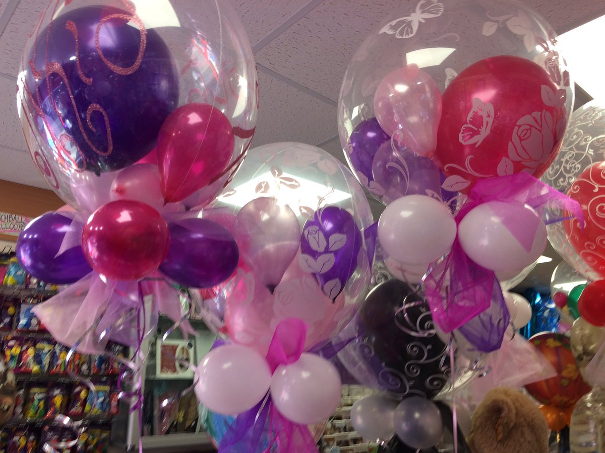 fromtheheartRED's tweet photo. Beautiful colours for Cynthia's 70th. #fromtheheart https://t.co/T9nqdJp2Yw