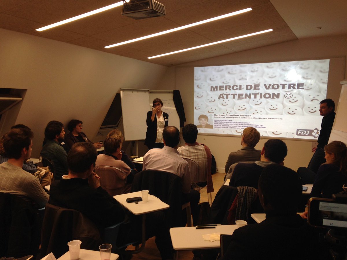 JustineMsu's tweet photo. @hacktivateurs Présentation du Zinc par @cowerner ! @Fabrice71 : happy?! https://t.co/S0f6LMEiKf
