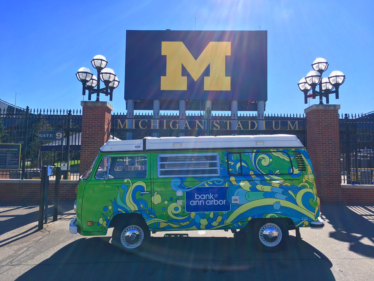 Those who remain open on #ColumbusDay will be champions. #GoBlue