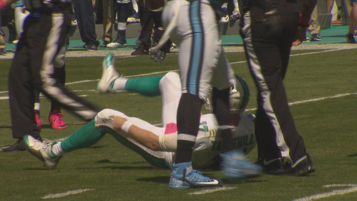 Adam Gase offers Ryan Tannehill the type of protection his offensive line couldn't... bit.ly/2d7NSYa?utm_me… https://t.co/RSjnNeUlBZ