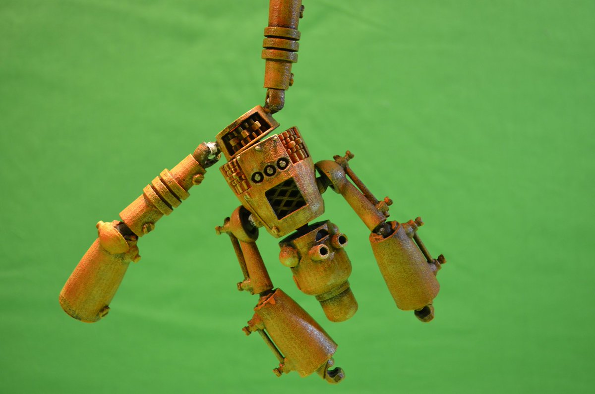 SnodgrassArt's tweet photo. oh jeez! #snodbots kickstarter only has 4 days left! Back us quick! https://t.co/iYujQwbLuB https://t.co/Nxcc87NZ9T
