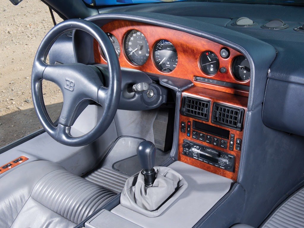 OMG - #Bugatti EB110 GT heading to auction with NO RESERVE!!! 🙀 buff.ly/2dKyRPd