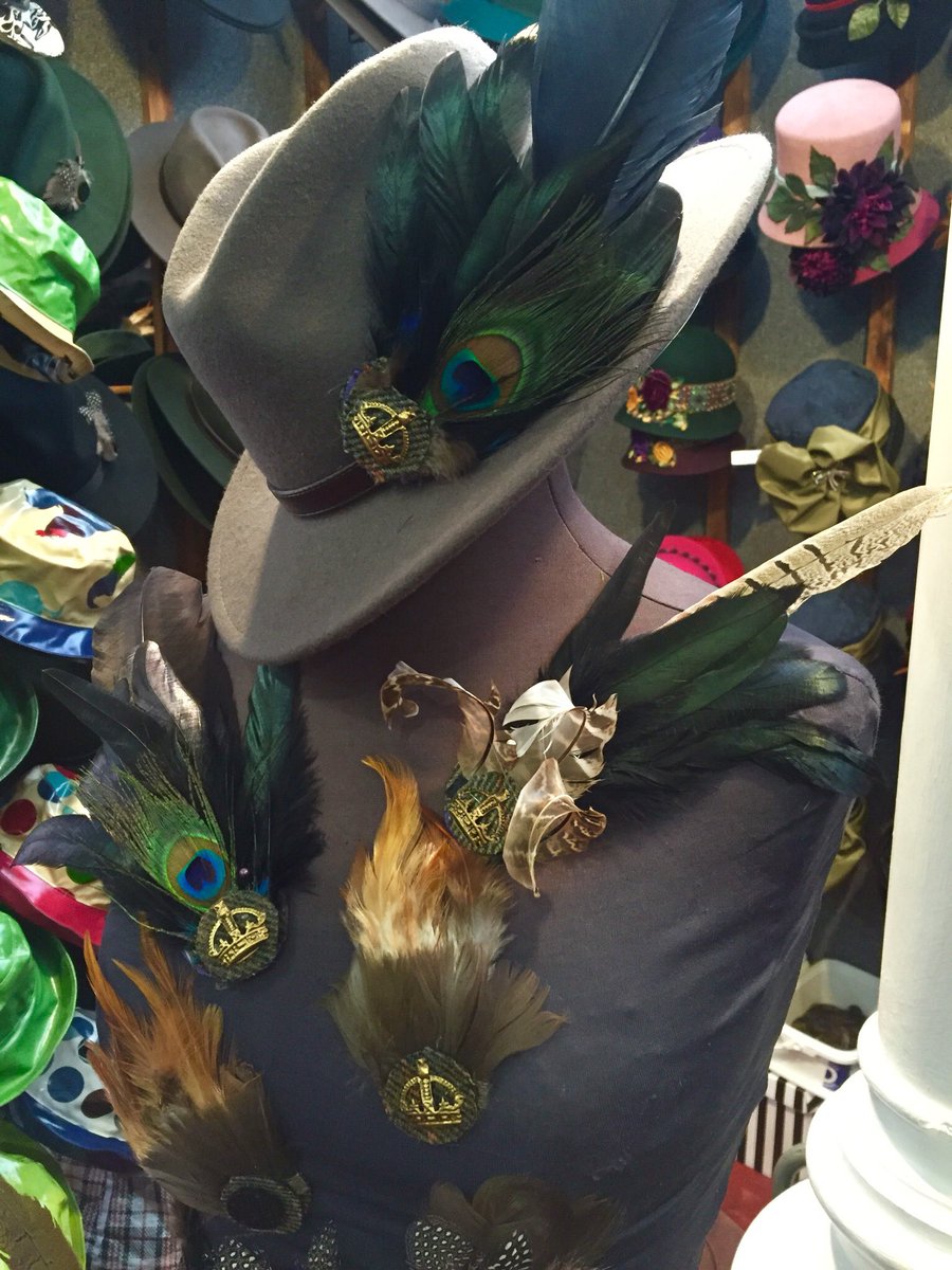 PeakBrim's tweet photo. @CraftInFocus  can't wait to show off our new Autumn/Winter designs #HandmadeHour #ProtectYourDesign #feathers #hat https://t.co/mawFOqtHt7