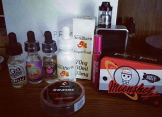 officialvapebox's tweet photo. Getting the #vapeweek off right here at @officialvapebox! https://t.co/zx88KuNcSz