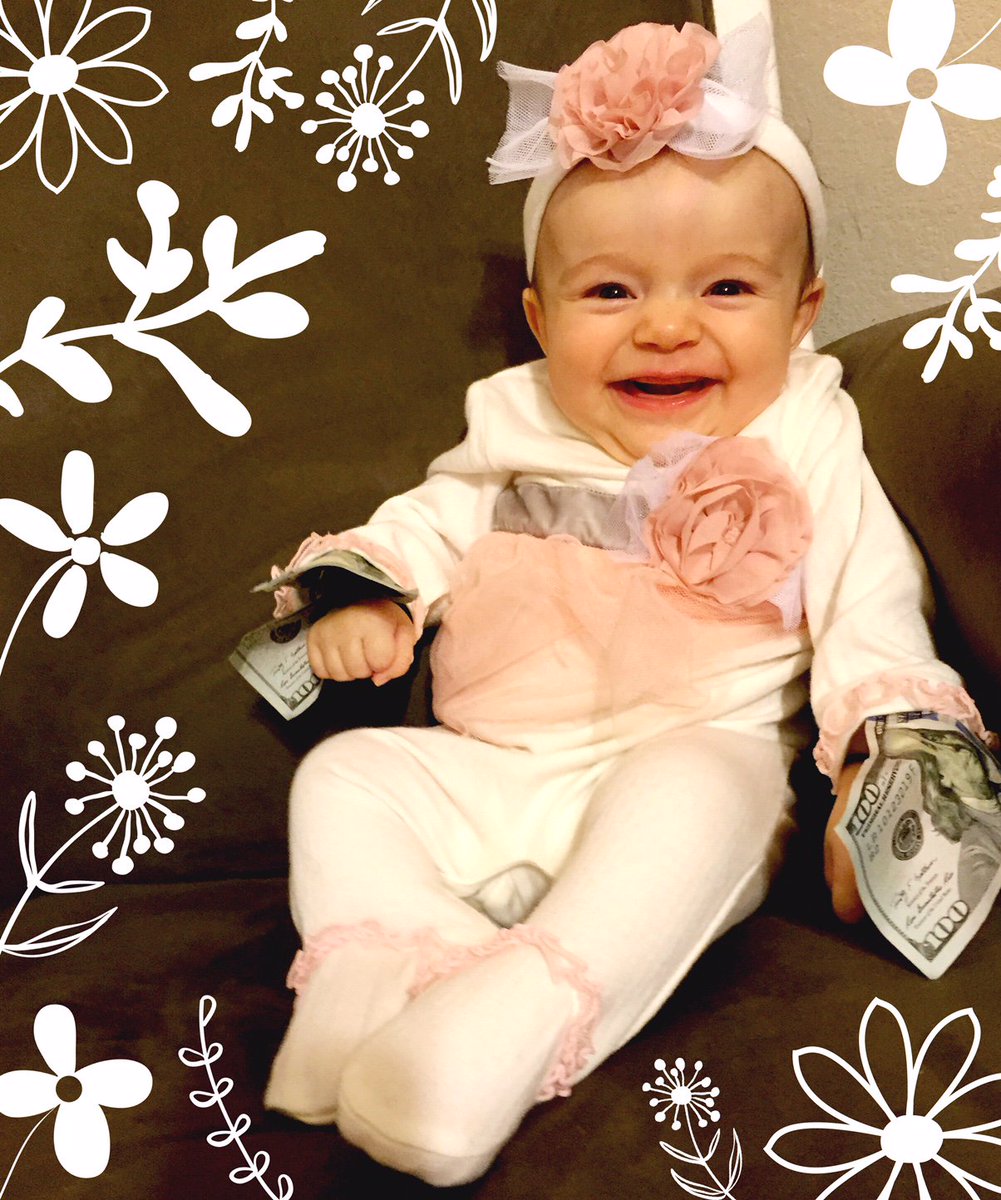 FilmFleet's tweet photo. Posey is ready with her Two Bills!  Be prepared to send yours.... #crewhelpingcrew https://t.co/D2yYrJpXc6