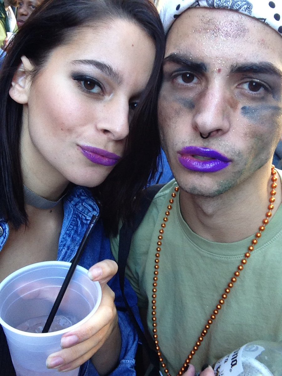 c8_mattera's tweet photo. I taught him everything he knows about using makeup to create a subtle, natural look
#Outfest2016 🌈 https://t.co/JPPy1b0Nch