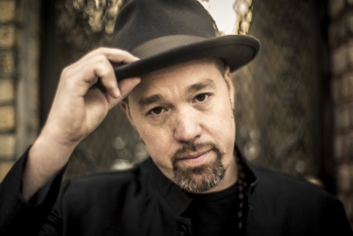 livemusicdaily2's tweet photo. WATCH NOW- @erickrasno RELEASES VIDEO FOR TRACK FEATURING #DerekTrucks #rock #blues #jam https://t.co/uEkPvV1vIf https://t.co/kef9AueBzP