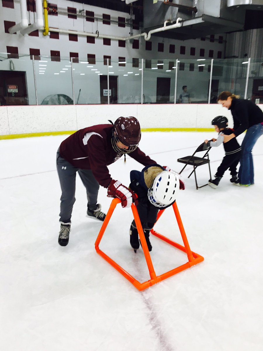 jackattac9's tweet photo. 1st step is getting them on the ice! #girlshockey @IIHFHockey #usahockey #culverhockey #culvergirlshockey https://t.co/EkogLBncIQ