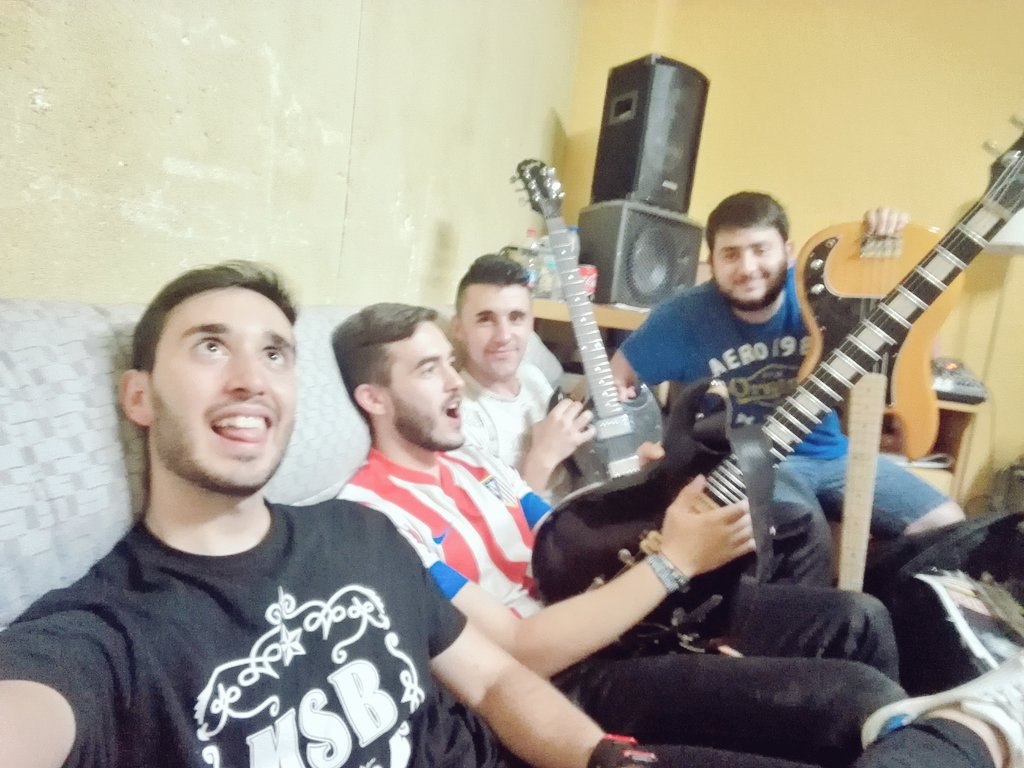 Vuelta al trabajo. Perdonad por la ausencia😉