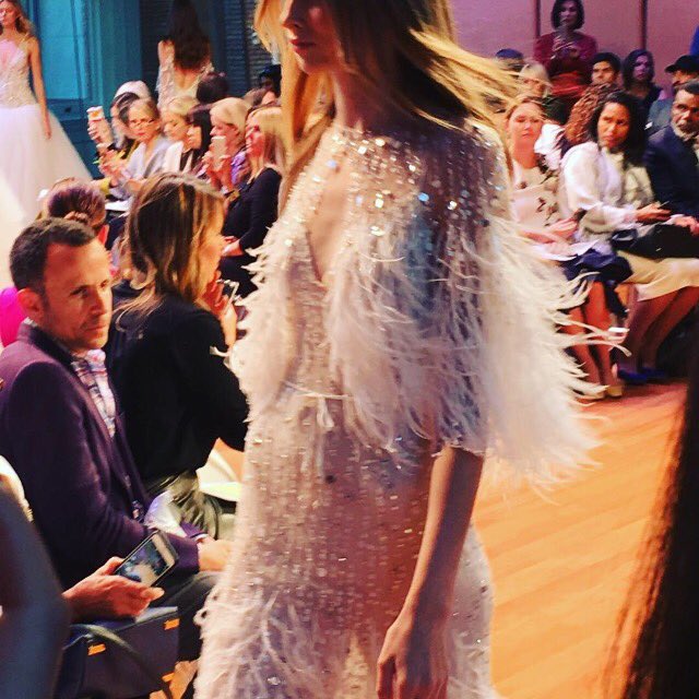Feathered fringe @moniquelhuillierbride  xx #nybfw #bridalfashionweek #bridalstyle instagram.com/p/BLZGwaUAU9P/
