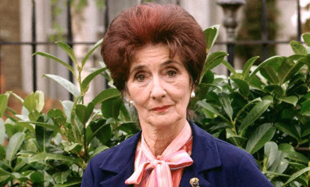 E20Launderette's tweet photo. Since Dot has lost her job at the Launderette, she should stand for Prime Minister &save the world!πβ€οΈ #EastEnders @bbceastenders #VoteDot https://t.co/WYvgbItwhU