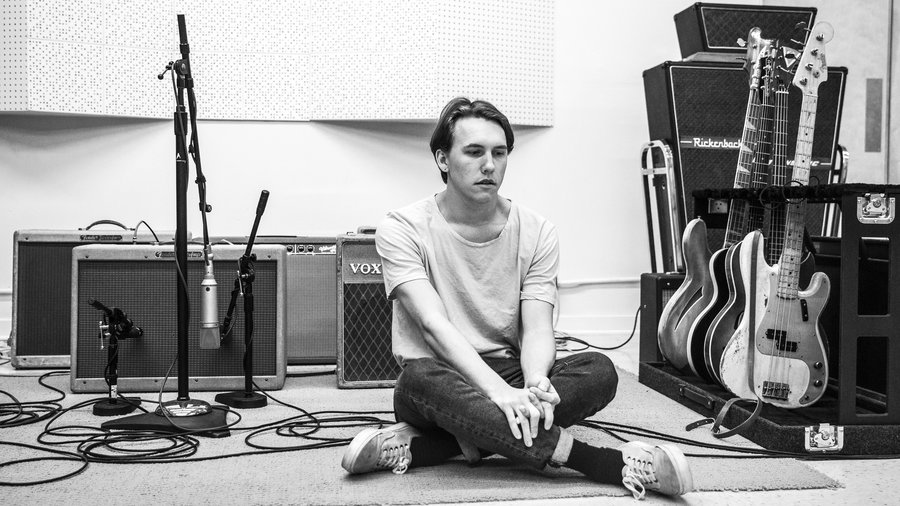 Set times for tonight:
Doors 8:00
<a href="/standrewsband/">St. Andrews</a> 8:30
<a href="/UKAEband/">UKAE</a> 9:15
@wwHorses 10:00
<a href="/Fromindianlakes/">FIL</a> 10:45
Tix: ticketfly.com/purchase/event…