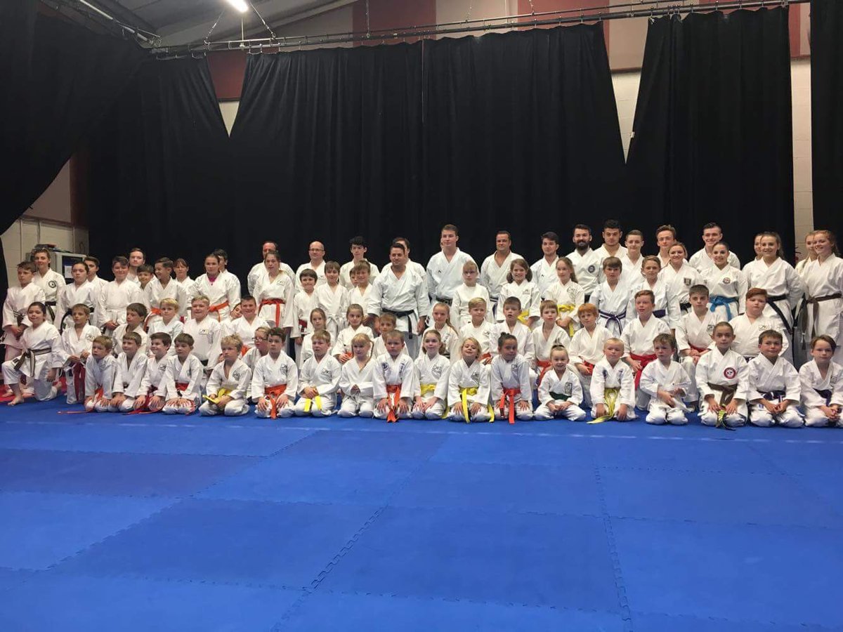 AimeeSell1's tweet photo. #HUGE !! 
Amazing day, amazing turn out, amazing atmosphere :) thanks Jon Mottram and @Scannerzz https://t.co/VDdjHAUqXw