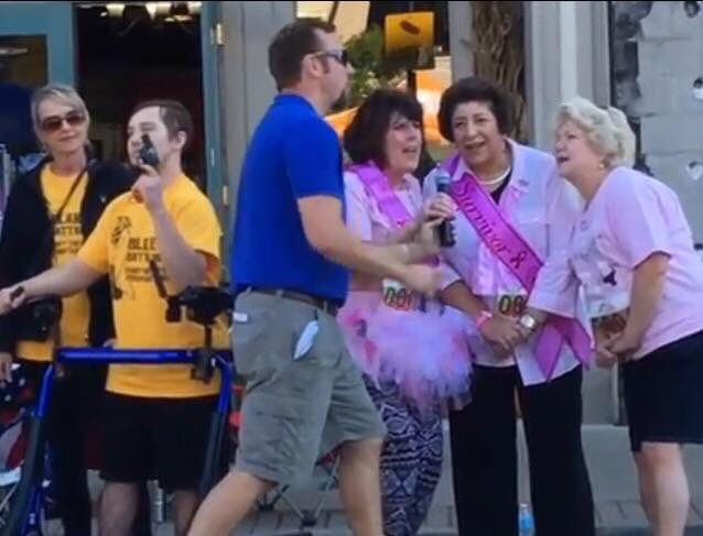 StMarysMed's tweet photo. Great moment at start as breast cancer survivors counted us down. Thanks to Blake Scarberry for firing our starting pistol. #c4c2016 https://t.co/LqZJayv0GA