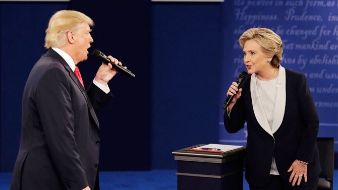 PaulLenkic's tweet photo. 🎶 "I got you, babe..." 🎶 #ClintonTrumpDuets #debate https://t.co/nlJZs9F5tA