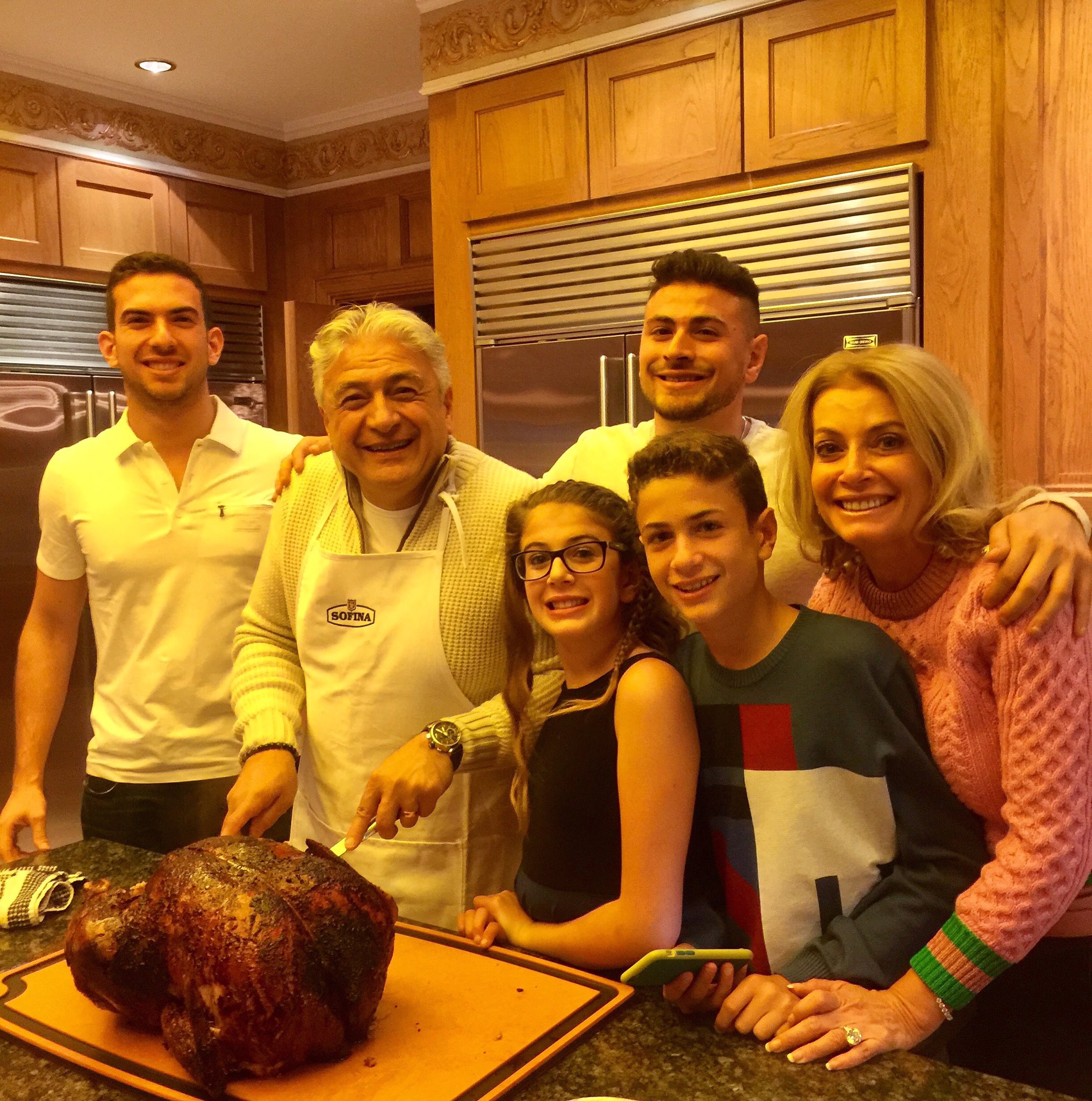 Nicholas Latifi on Twitter: "Happy thanksgiving from my family to yours!  First time in 5 years I'm actually home for it! 🦃😁🇨🇦  https://t.co/C90tV90DWZ" / Twitter