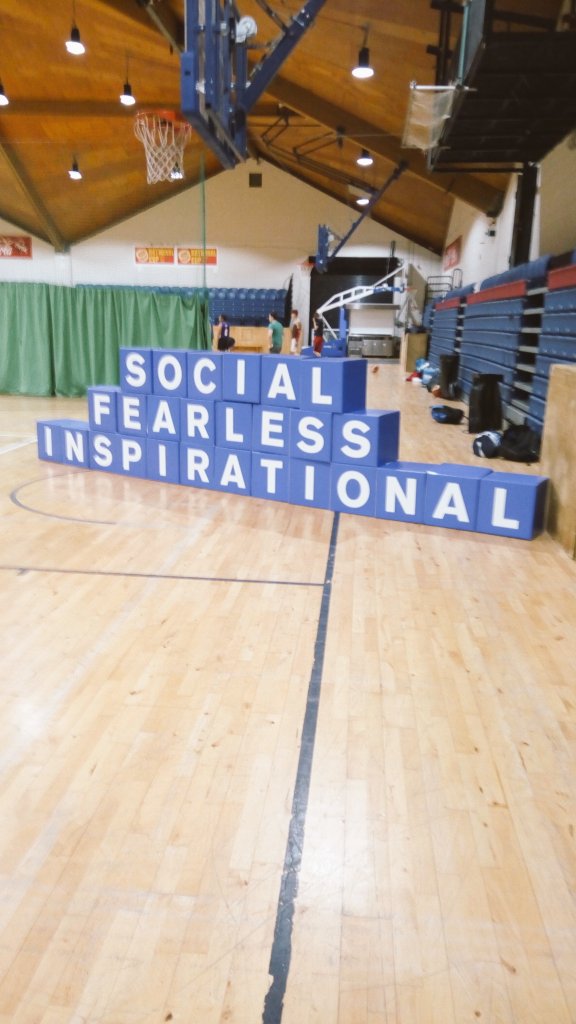 LSS_Dundrum's tweet photo. Dodgeball time!! @lifestylesports @LSS_Dundrum come on team Dundrum!#dodgeball https://t.co/RBBTw1YSmE