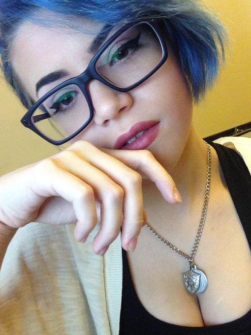 i feel cute today ✌🏻️happy thanksgiving my fellow canadian peeps https://t.co/lj5LMUKGn8