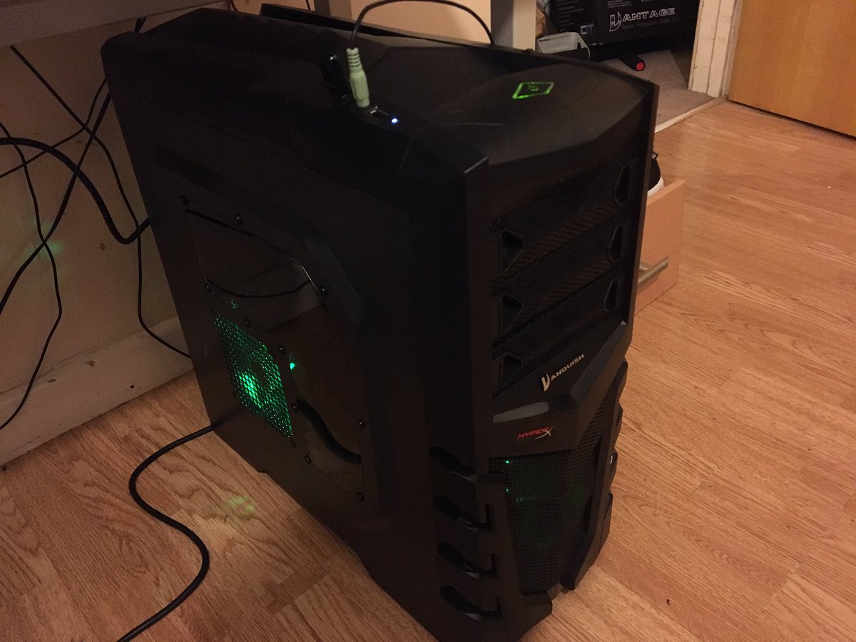 TomWatto's tweet photo. Finally built this fuck https://t.co/iCMaMG9IS2