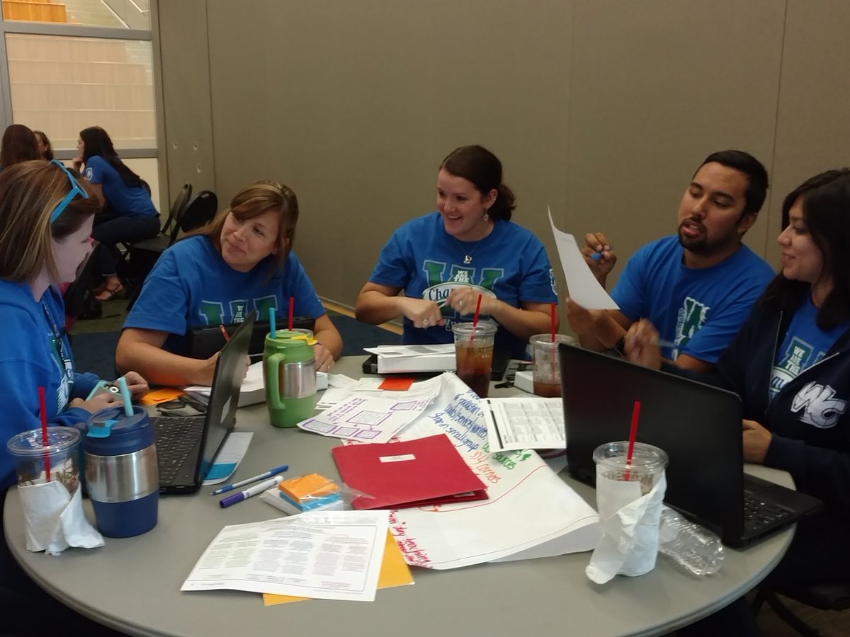 Mrs_Broughton's tweet photo. Upping the Rigor and Relevance for First Grade social studies Authority figures lesson!! #RocktheRubrics https://t.co/17dnHQT75V
