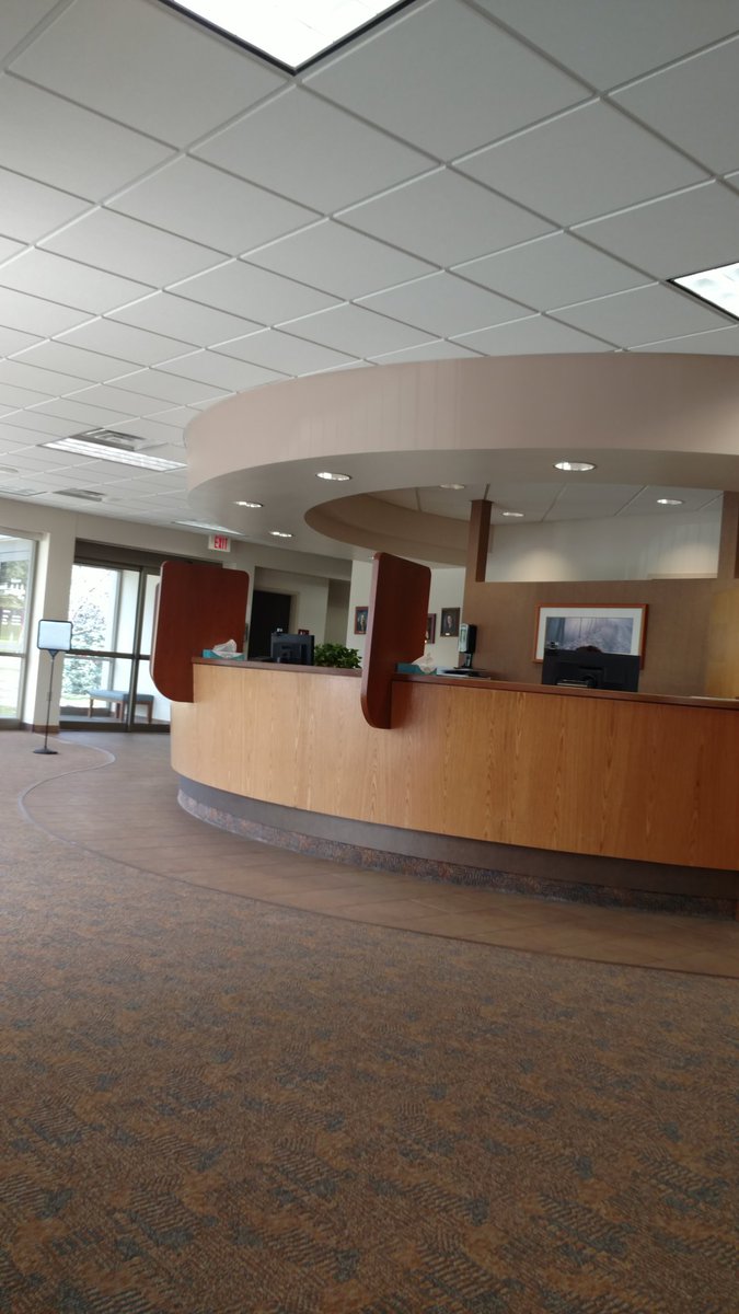 sushix8's tweet photo. Might I remind you that times a Wastin' Albany clinic. Seems swamped with patients https://t.co/1bZRSdY8uB