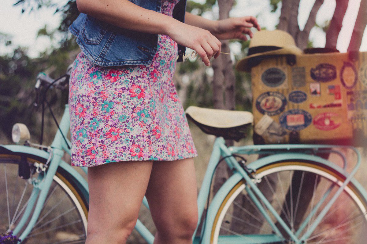CycleMapApp's tweet image. How to Fix a Flat Bike Tire When You&apos;re On the Go bit.ly/2aASzeK #Cycling #LifeHacks