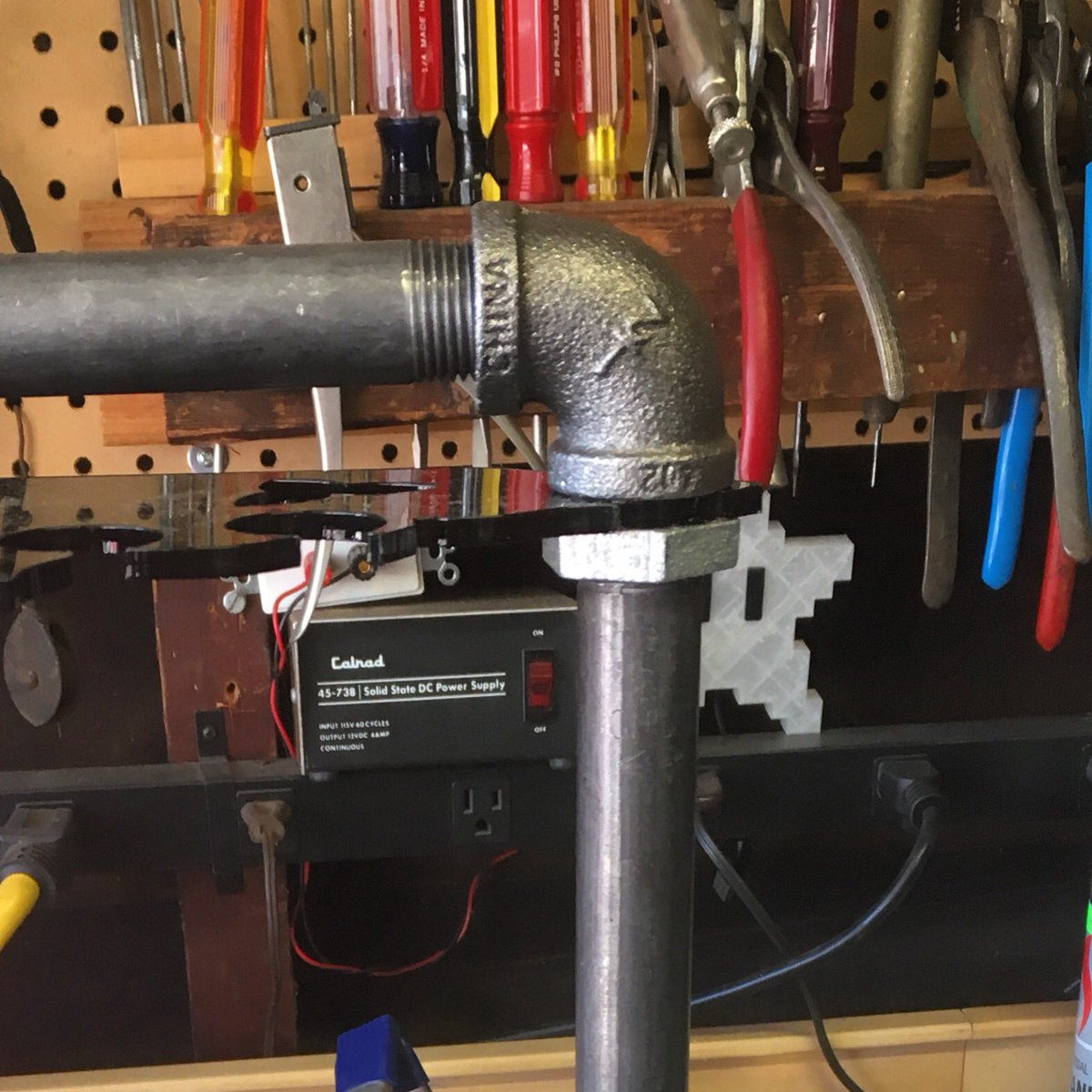 johnedgarpark's tweet photo. Pipe nipple. Pipe elbow. Locknut. #workshopTalk https://t.co/W8wTqGd5Uo