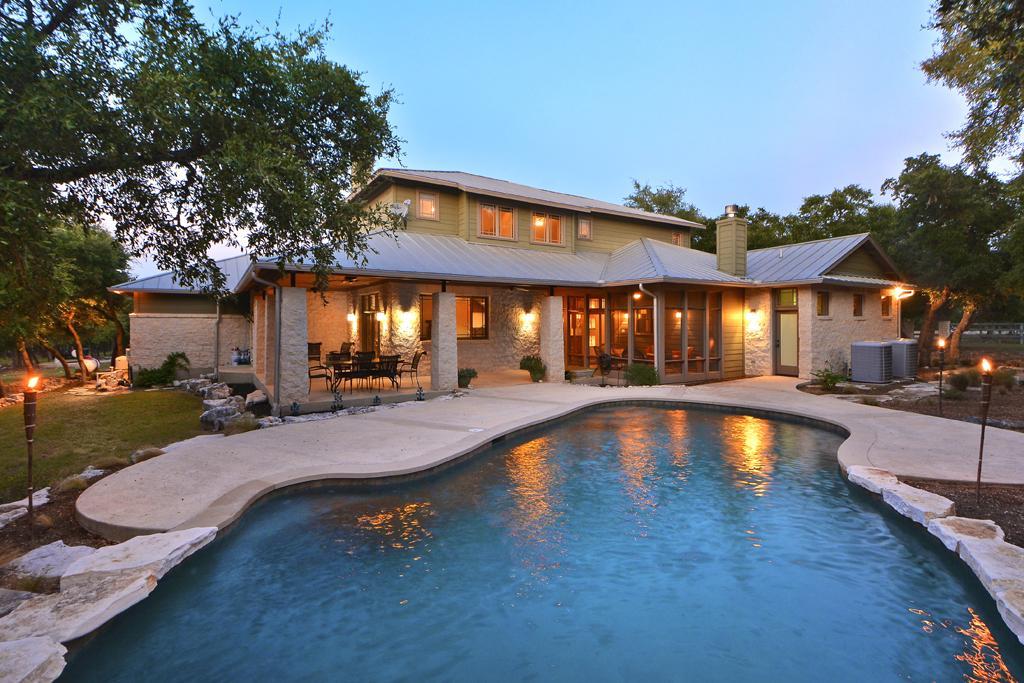 bizluxuryhomes's tweet photo. Wimberley 10 Acre Gentleman’s Ranch @HOUBizJournal @KuperATX https://t.co/KI9C0i0yMk https://t.co/H7ARQcCF4y