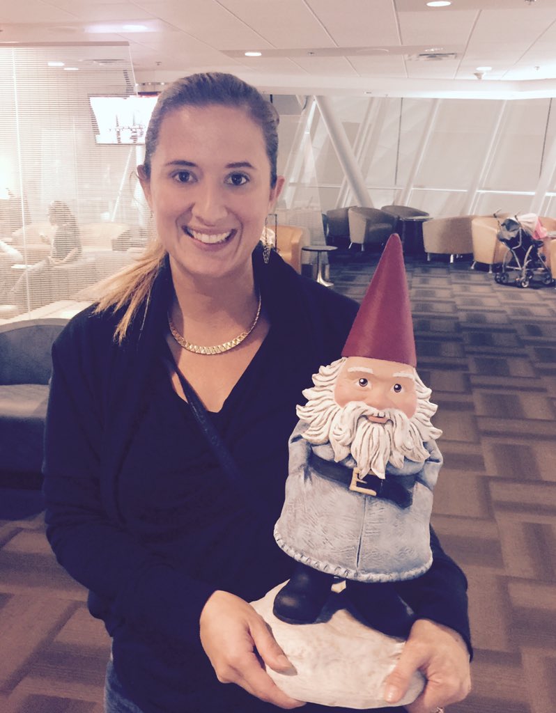 lalisgaviria's tweet photo. Ran into @RoamingGnome in the #vip lounge On my way to #colombia #path2launch #innovation #fintech #tech https://t.co/MbyhMwsdlO