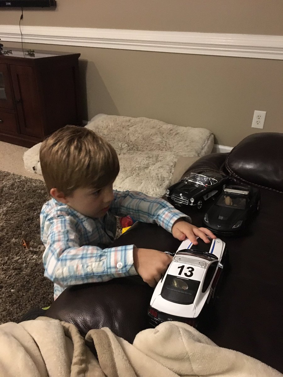 mros_view's tweet photo. 41of53: "Weekends with Ethan" Hurricane Matthew has us held inside...cookies with Mom, Legos, movies and playing with cars #ethan2016project https://t.co/OFcdrrG0XL