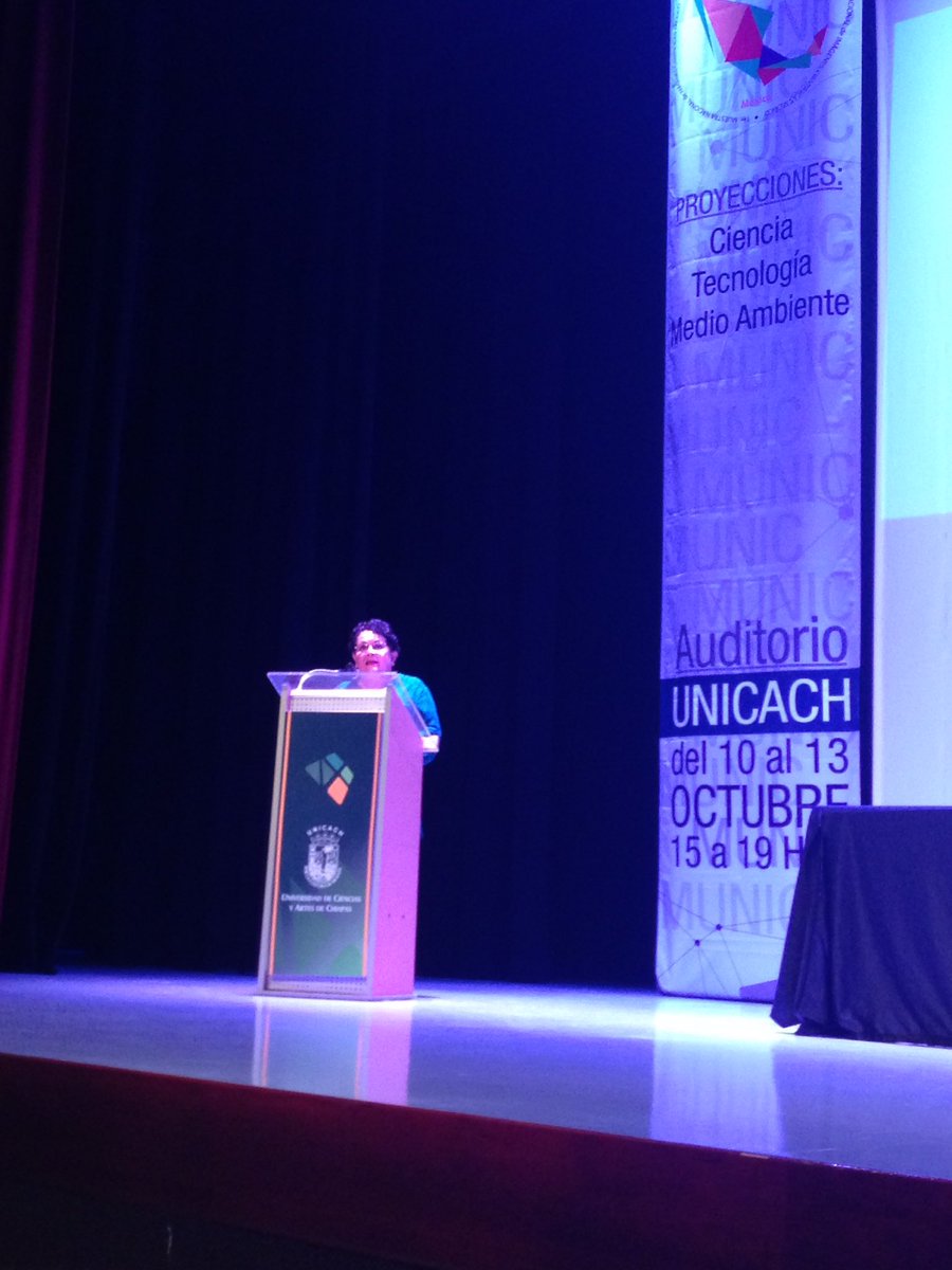 RadioEducacion's tweet photo. La Dir. Gral. de @RadioyTvChiapas, Susana Solís, da bienvenida a #MUNIC2016 en la @UNICACH_Oficial @ASECIC @ILCEedu @BienalRadio @laREDMX https://t.co/mnyjb8uIDc