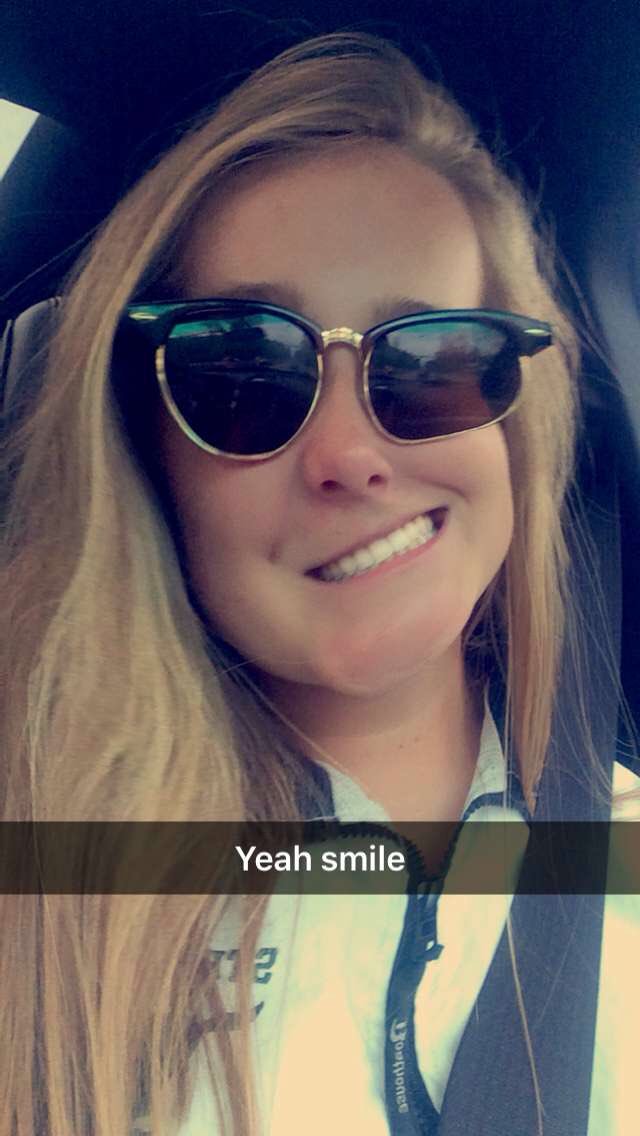 aAske_'s tweet photo. Happy birthday Morgan #tocobell #fruitloops @morgan_arnholt 👽 https://t.co/yThVzyd5L2