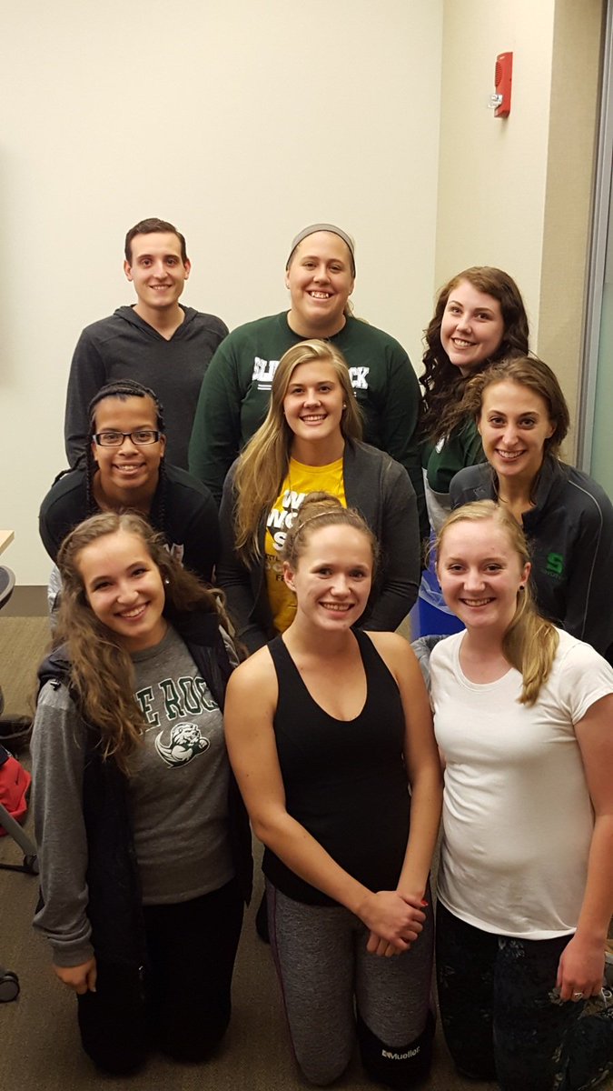 SRU_Uptil2's tweet image. Hey @SRUofPA.. The SRU St. Jude Up 'til 2 EBoard is all smiles for #ROCKtober! 🎃 Each of us is a #SRUsuperfan 😊 GO ROCK!