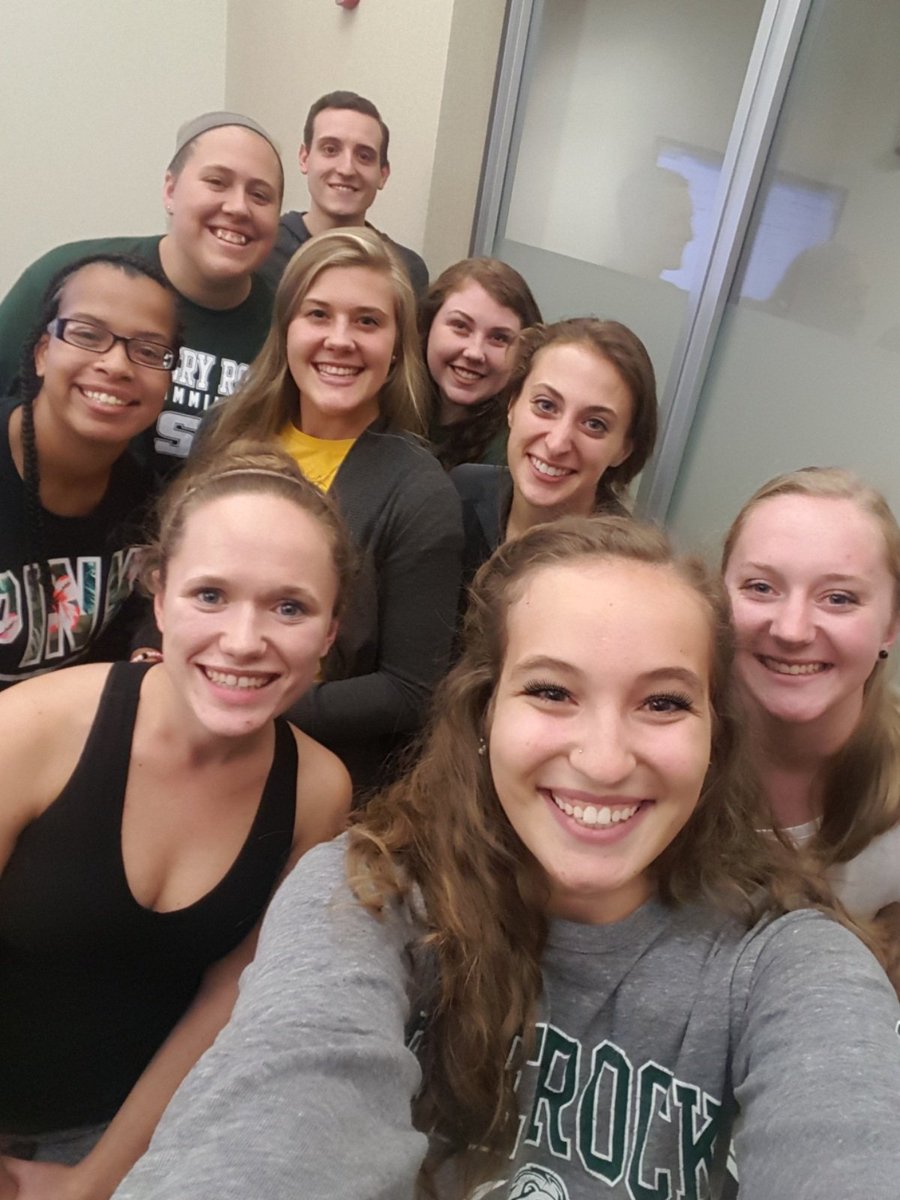 SRU_Uptil2's tweet image. Hey @SRUofPA.. The SRU St. Jude Up 'til 2 EBoard is all smiles for #ROCKtober! 🎃 Each of us is a #SRUsuperfan 😊 GO ROCK!