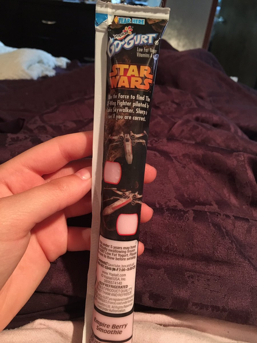 kylorenisbae's tweet photo. Hell fucking yeah! good thing its a red lightsaber 😈😈😈😈 https://t.co/UAySa85WzP