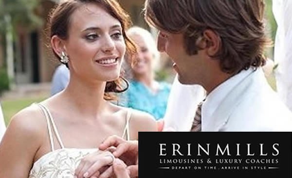 We offer late-season wedding specials #MakingMemories - Call us today erinmillslimo.com/en/limo-servic…