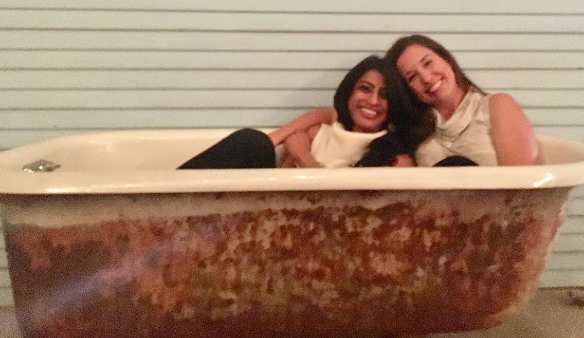 gocopia's tweet image. Rub-A-Dub-Dub in the tub - fierce &amp;amp; fearless @ycombinator founders, @DicksonJen &amp;amp; @komal_ahmad, reppin @AcreHomes &amp;amp; @gocopia at @sxsweco.