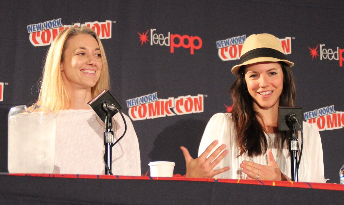 SPWalshCT's tweet photo. Banter. One of the many reasons we miss #LostGirl #NYCC #AnZo #Doccubus @NY_Comic_Con @Reed_POP #Faemily #Faens https://t.co/Oq5aUtMaxb
